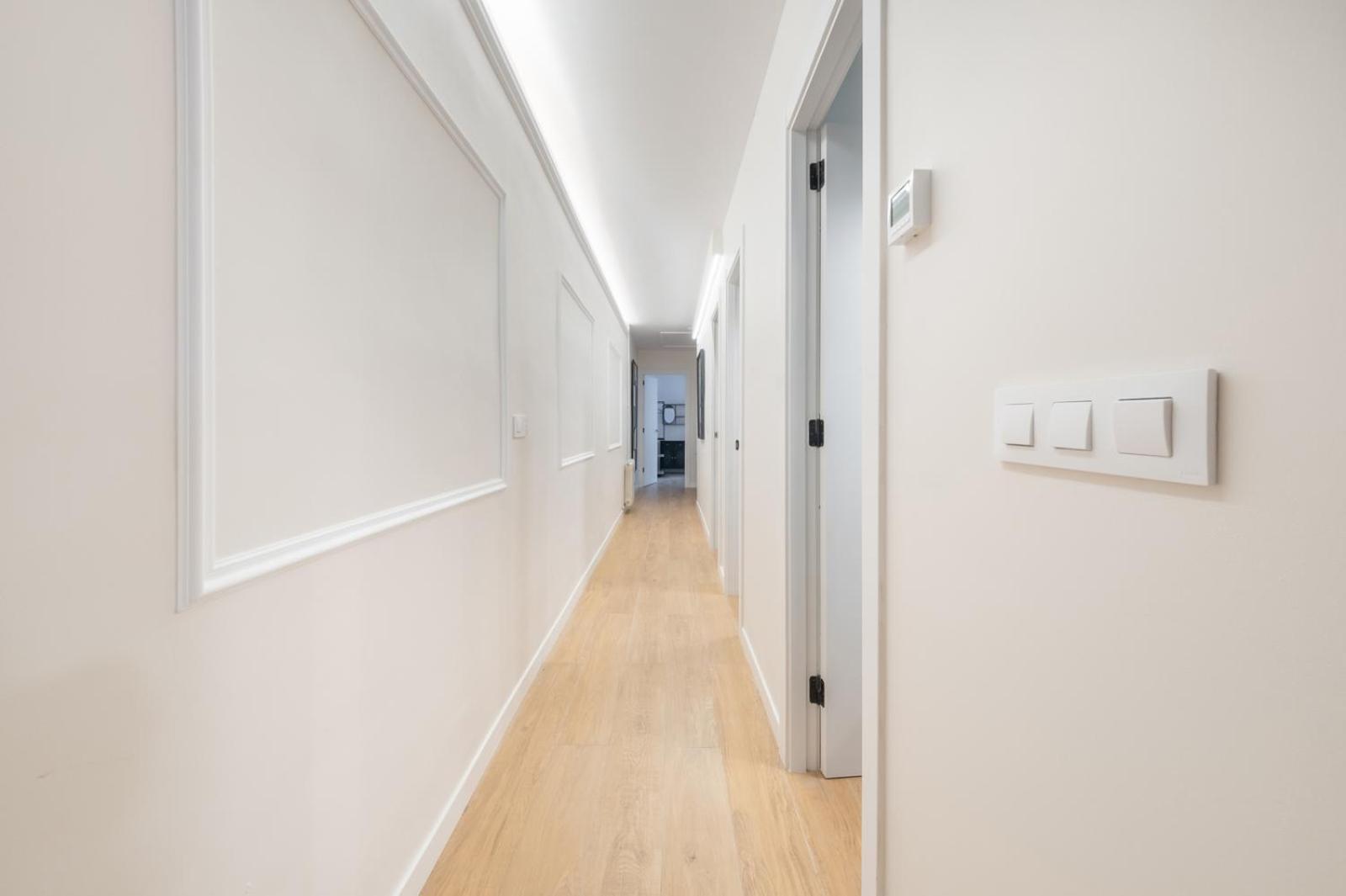 Bebarceloner Eixample - 4 Bedrooms Appartement