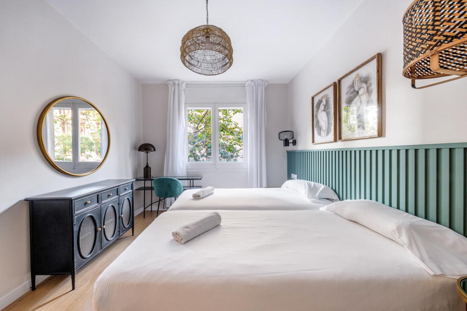 Apartment Bebarceloner Eixample - 4 Bedrooms *