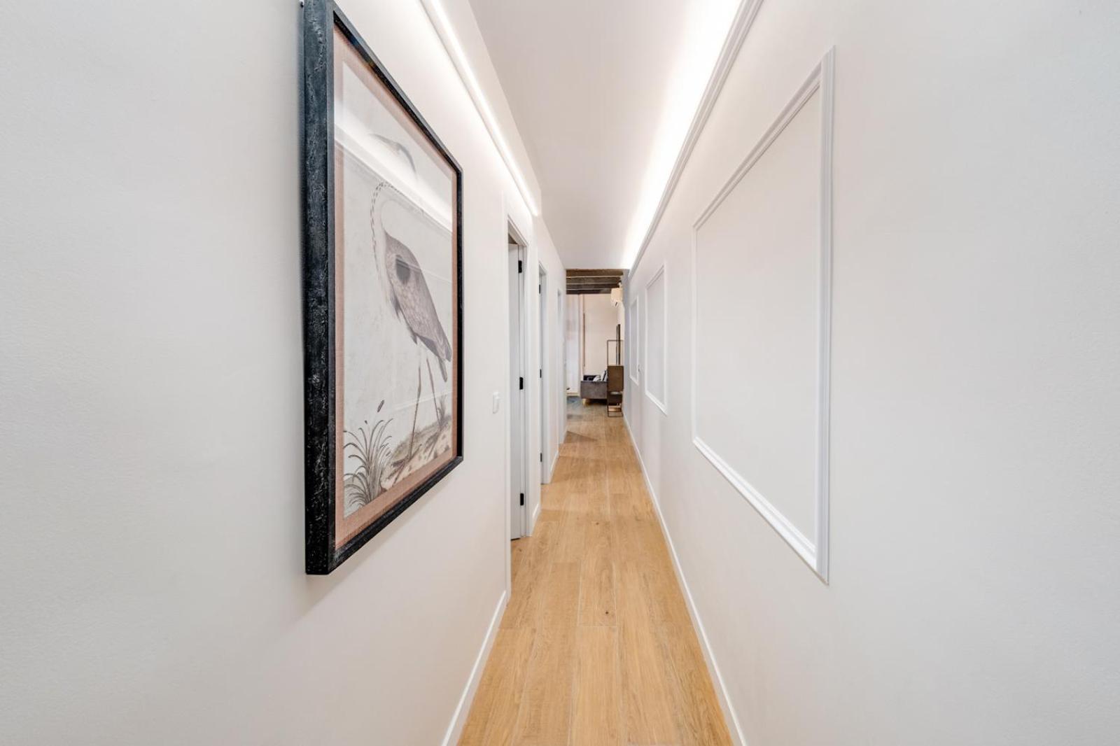 Bebarceloner Eixample - 4 Bedrooms Apartment